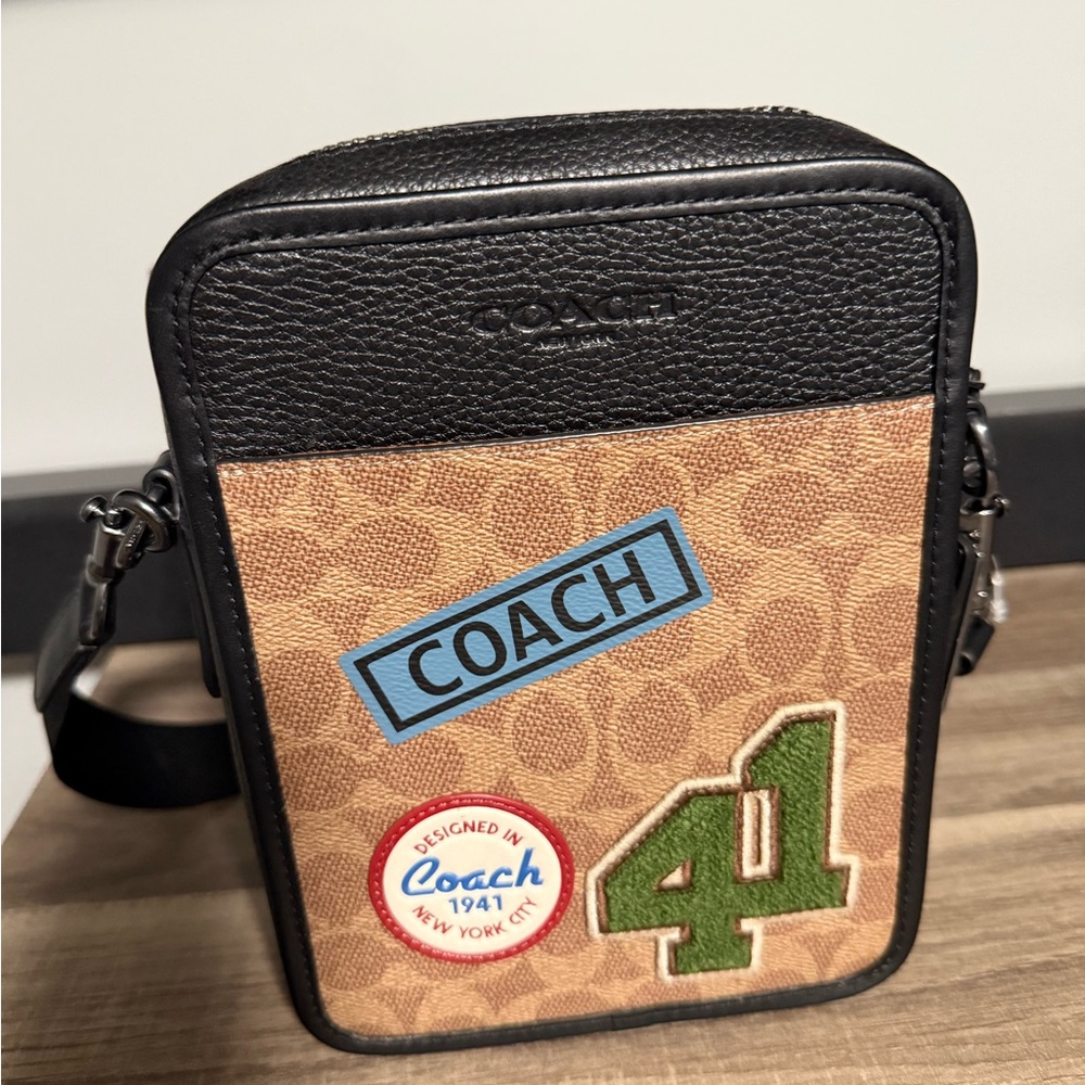 Coach Black and Tan Messenger Bag with Signature Logo - Picture 8 of 8